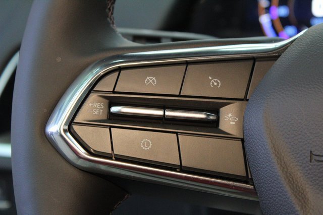 New 2025 Chevrolet Suburban Premier image 23