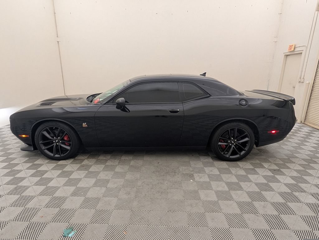 Used 2019 Dodge Challenger R/T Scat Pack w/ Plus Package RWD image 10