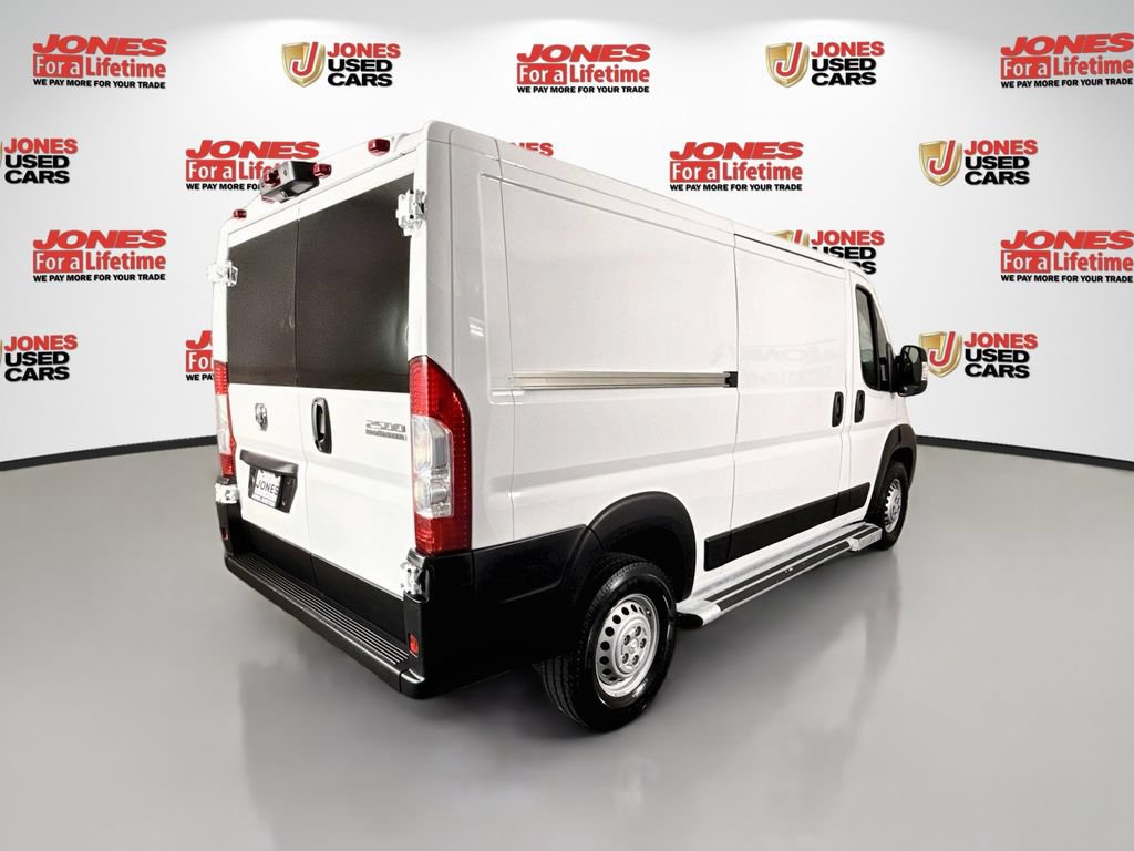 Used 2025 RAM ProMaster 2500 w/ U-Haul Equipment Group FWD image 14
