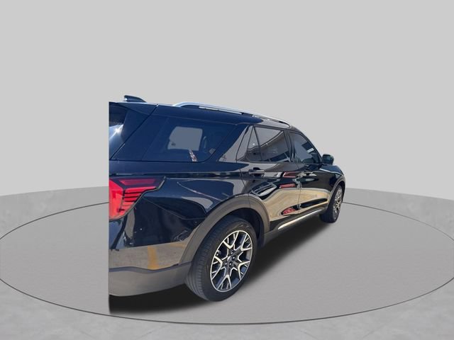 Used 2025 Ford Explorer Platinum w/ Ultimate Package AWD/4WD image 7