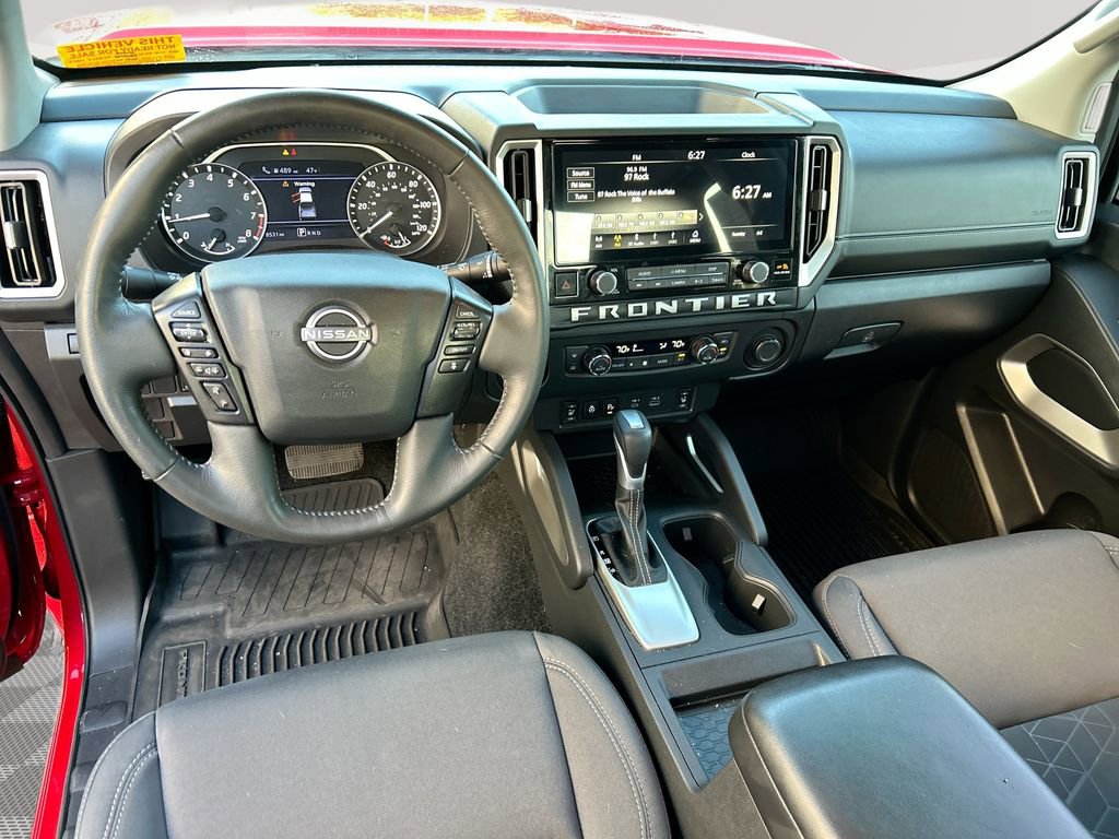 Used 2025 Nissan Frontier SV w/ SV Convenience Package RWD image 23