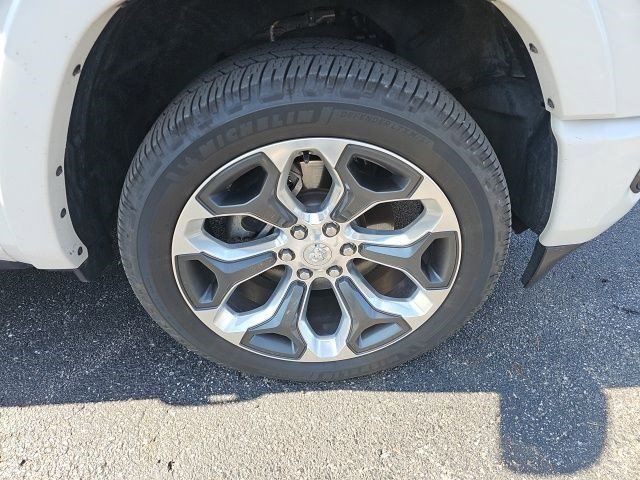 Used 2020 RAM 1500 Limited image 10