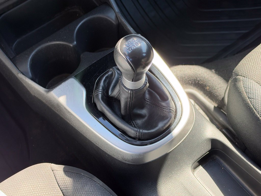 Used 2015 Honda Fit EX image 20