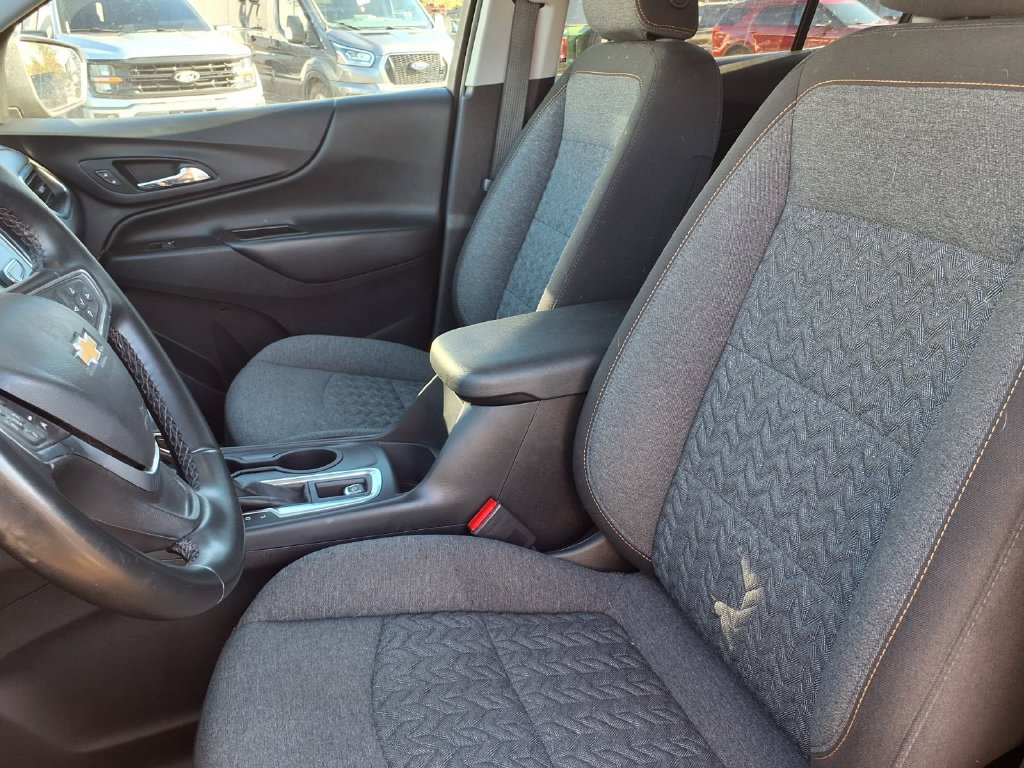 Used 2023 Chevrolet Equinox LT FWD image 12