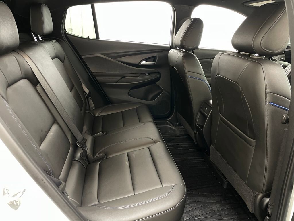 Certified 2024 Buick Envista Sport Touring w/ Convenience I Package FWD image 40