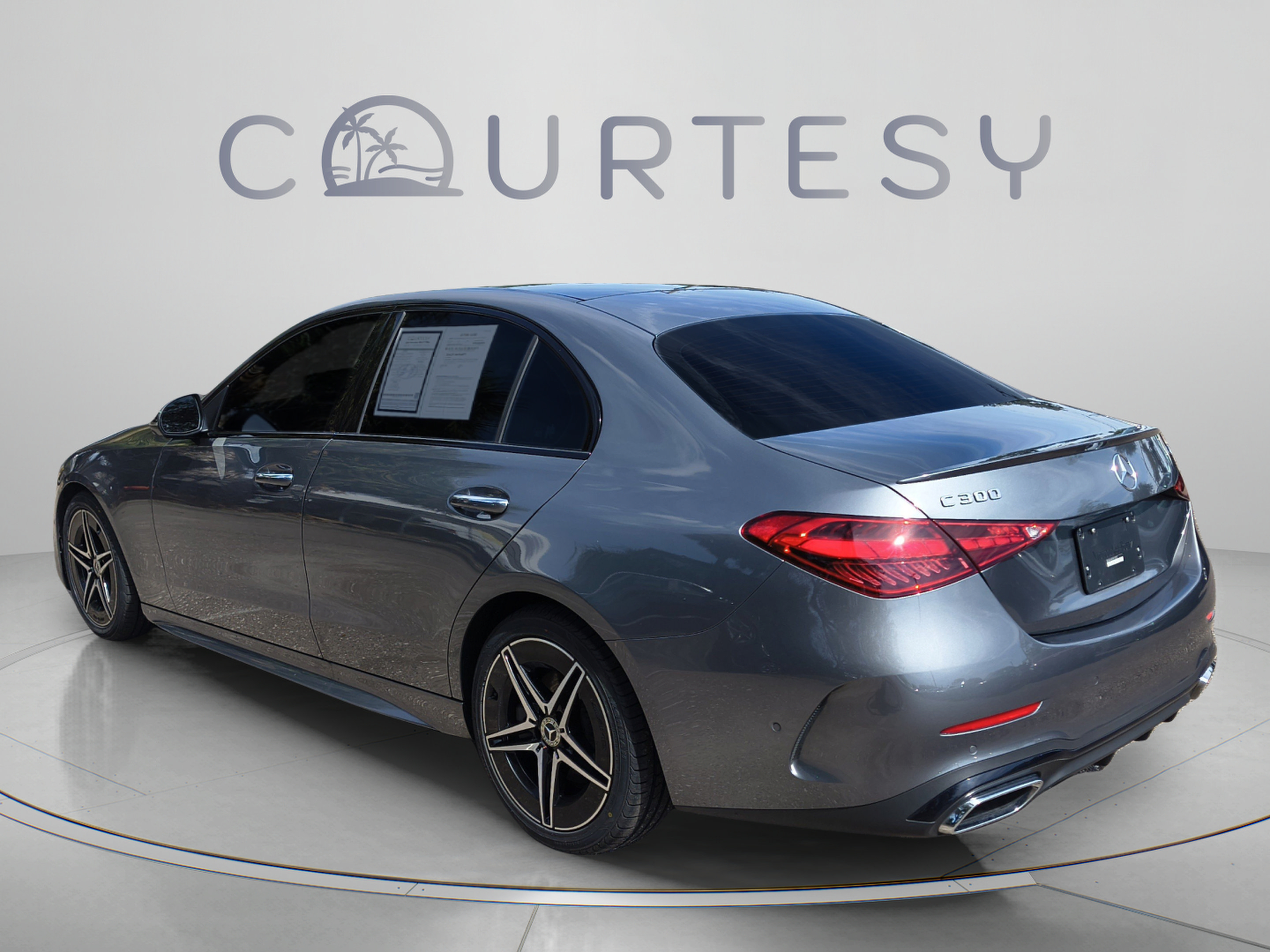 Used 2024 Mercedes-Benz C 300 4MATIC Sedan image 3