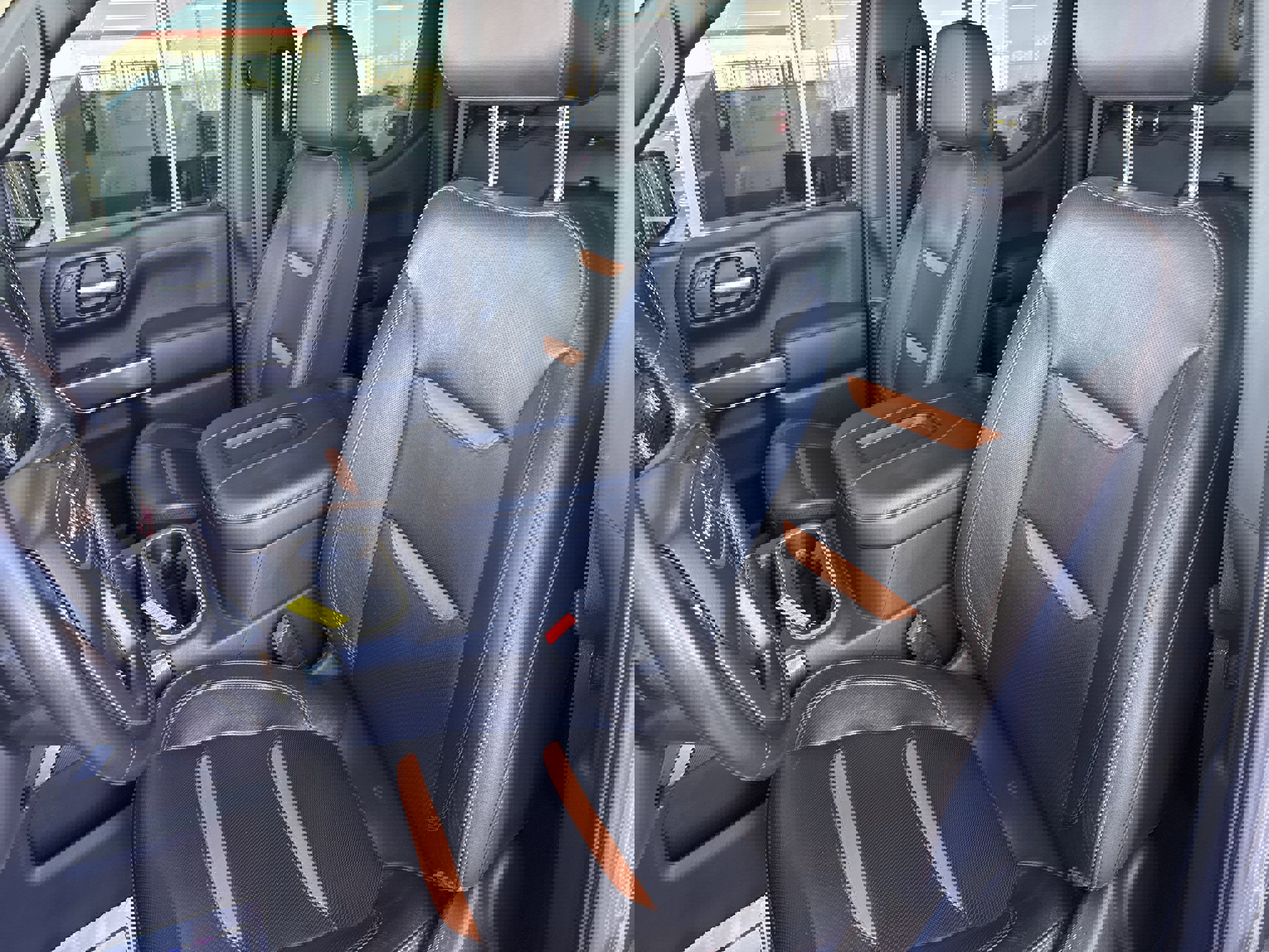 Used 2020 GMC Sierra 1500 AT4 w/ AT4 Premium Package image 17