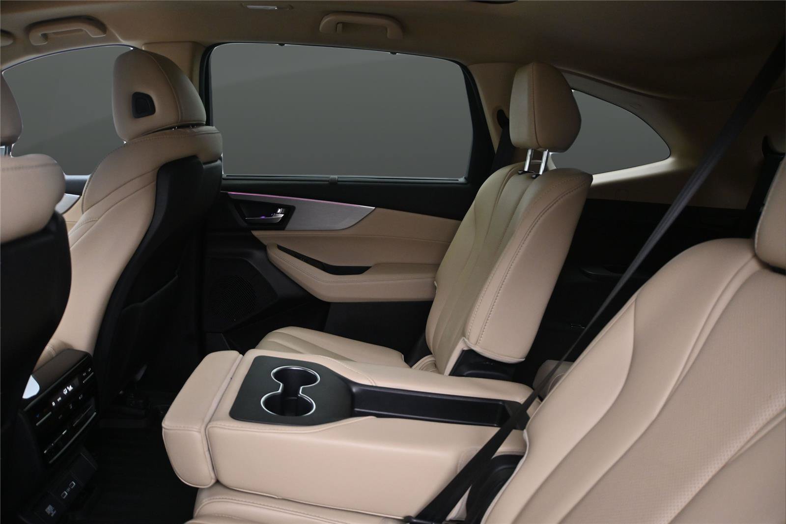 Certified 2022 Acura MDX SH-AWD w/ Technology Package image 14