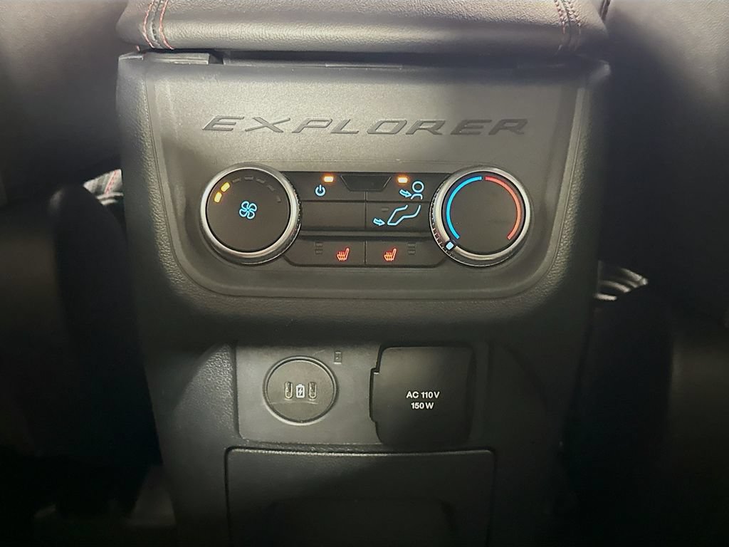Used 2025 Ford Explorer ST w/ Sun And Sound Package AWD/4WD image 30