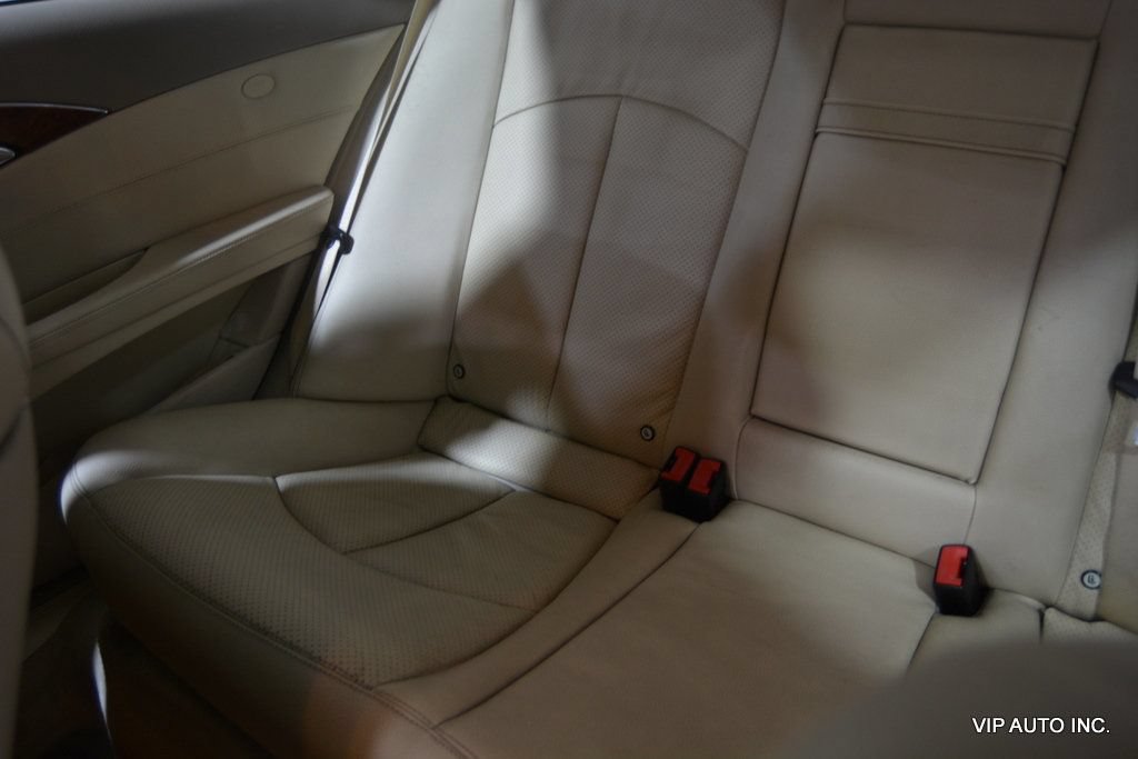 Used 2004 Mercedes-Benz E 320 Sedan image 21