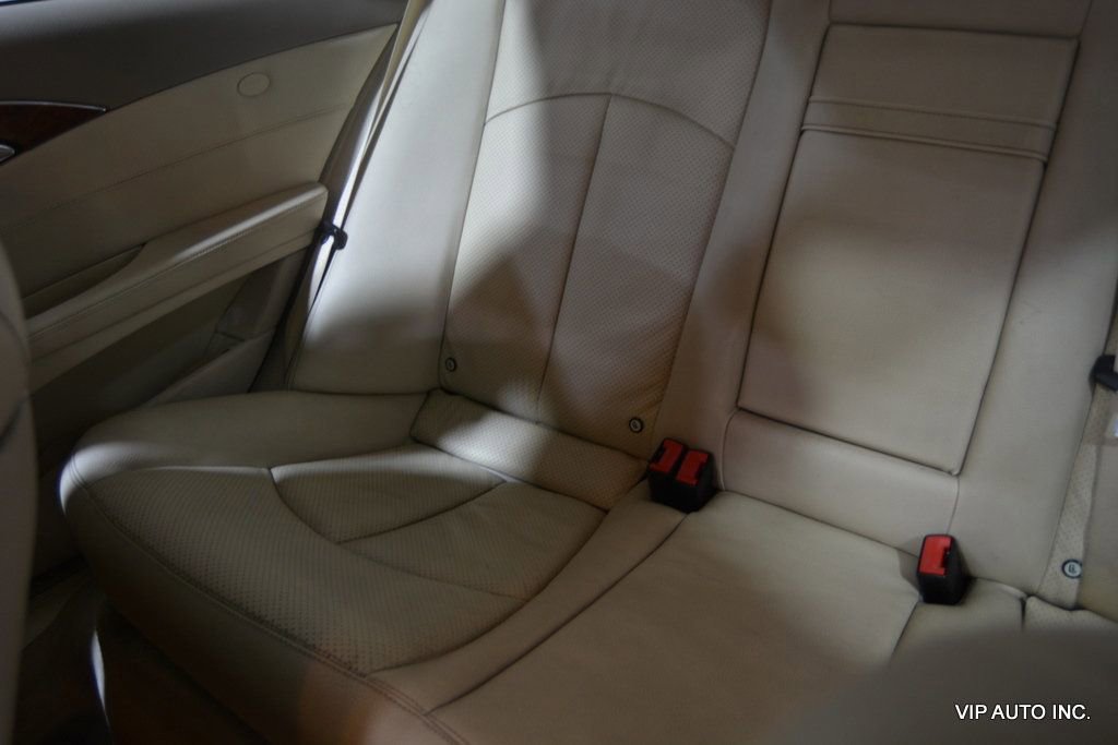 Used 2004 Mercedes-Benz E 320 Sedan image 21