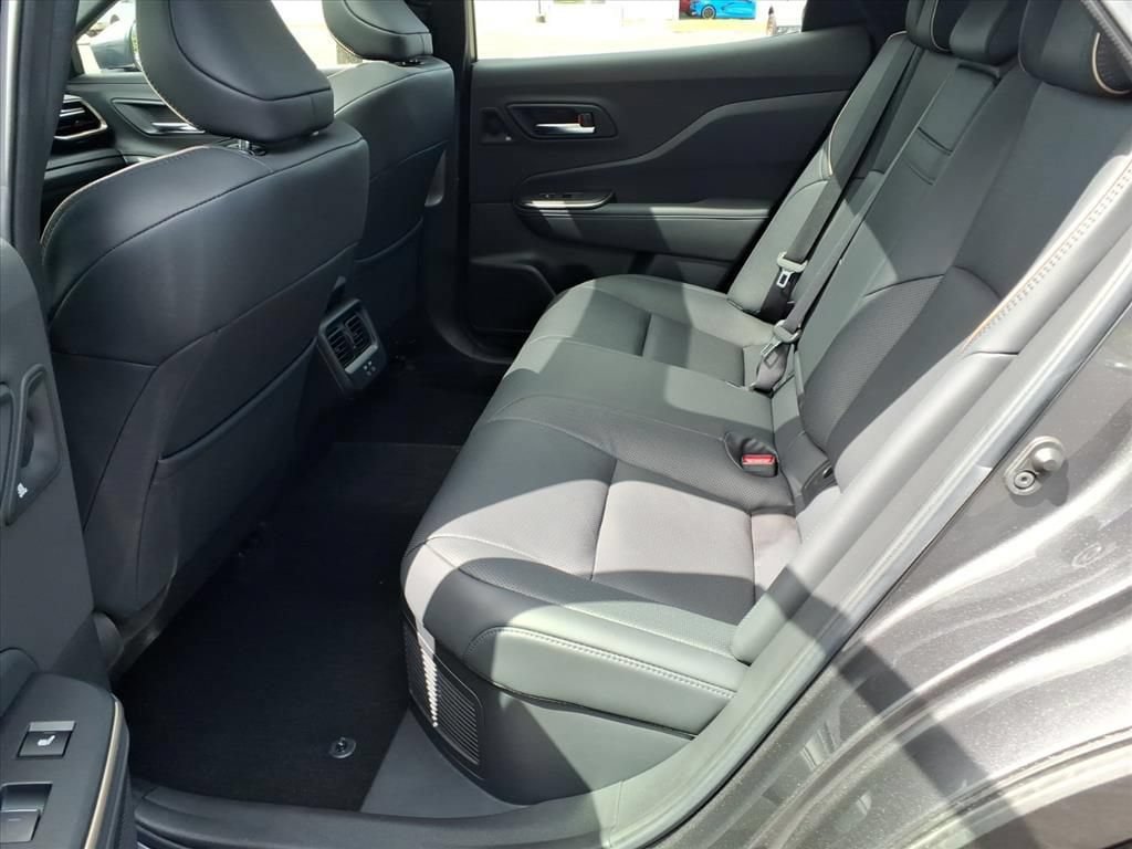 Used 2023 Toyota Crown Platinum AWD/4WD image 22