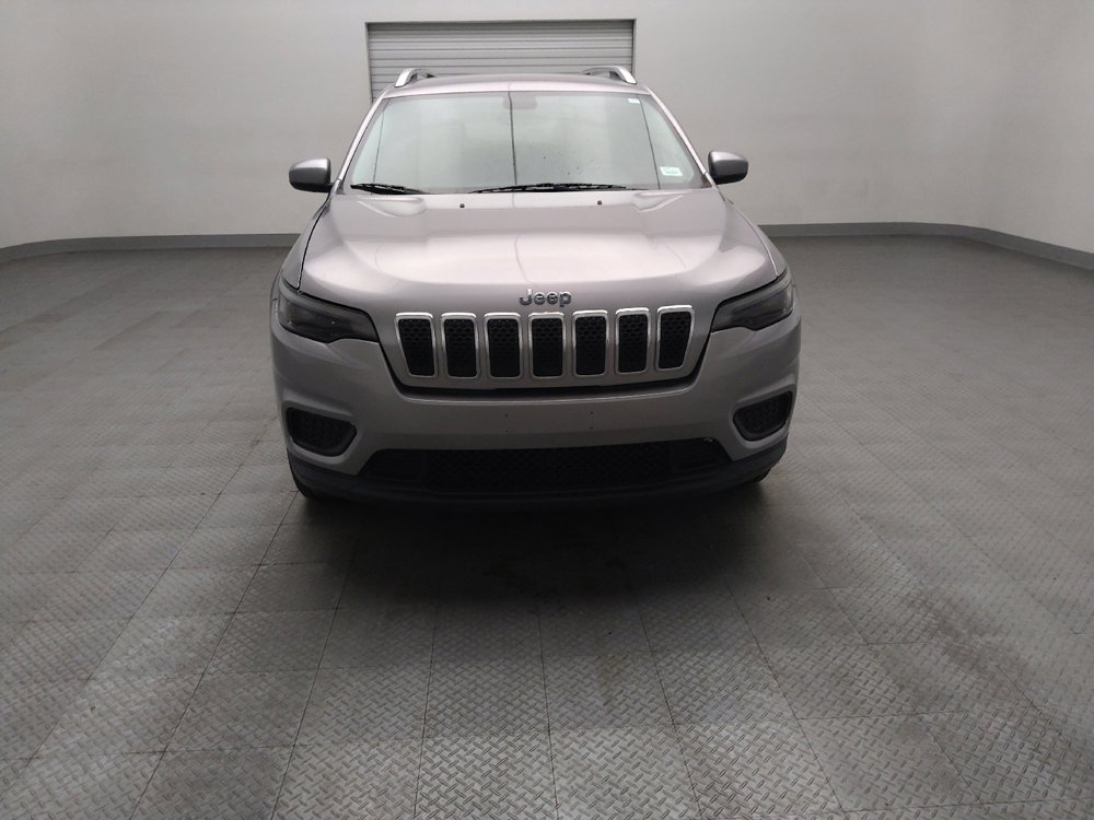 Used 2020 Jeep Cherokee Latitude AWD/4WD image 14
