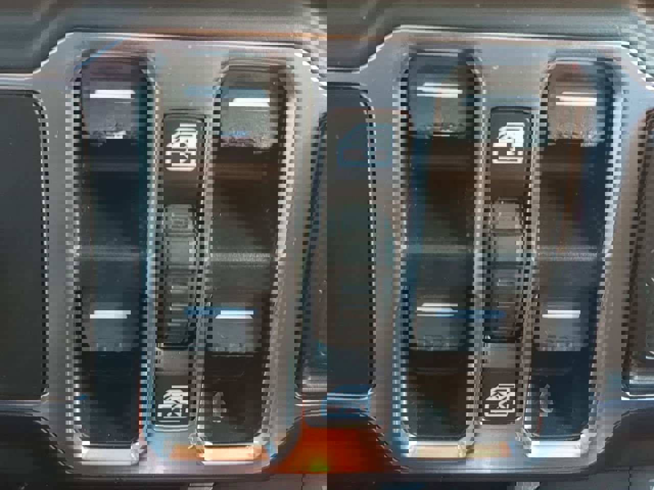 Used 2020 Jeep Wrangler Unlimited Sahara w/ Uconnect 4C Nav & Sound Group image 23