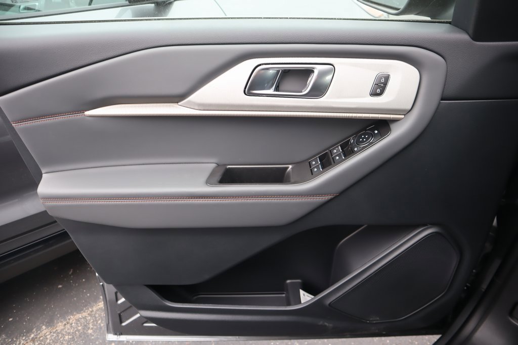 New 2026 Ford Explorer Active image 17
