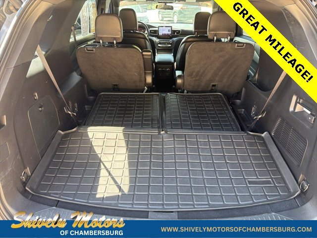 Used 2020 Ford Explorer XLT w/ Equipment Group 202A image 12