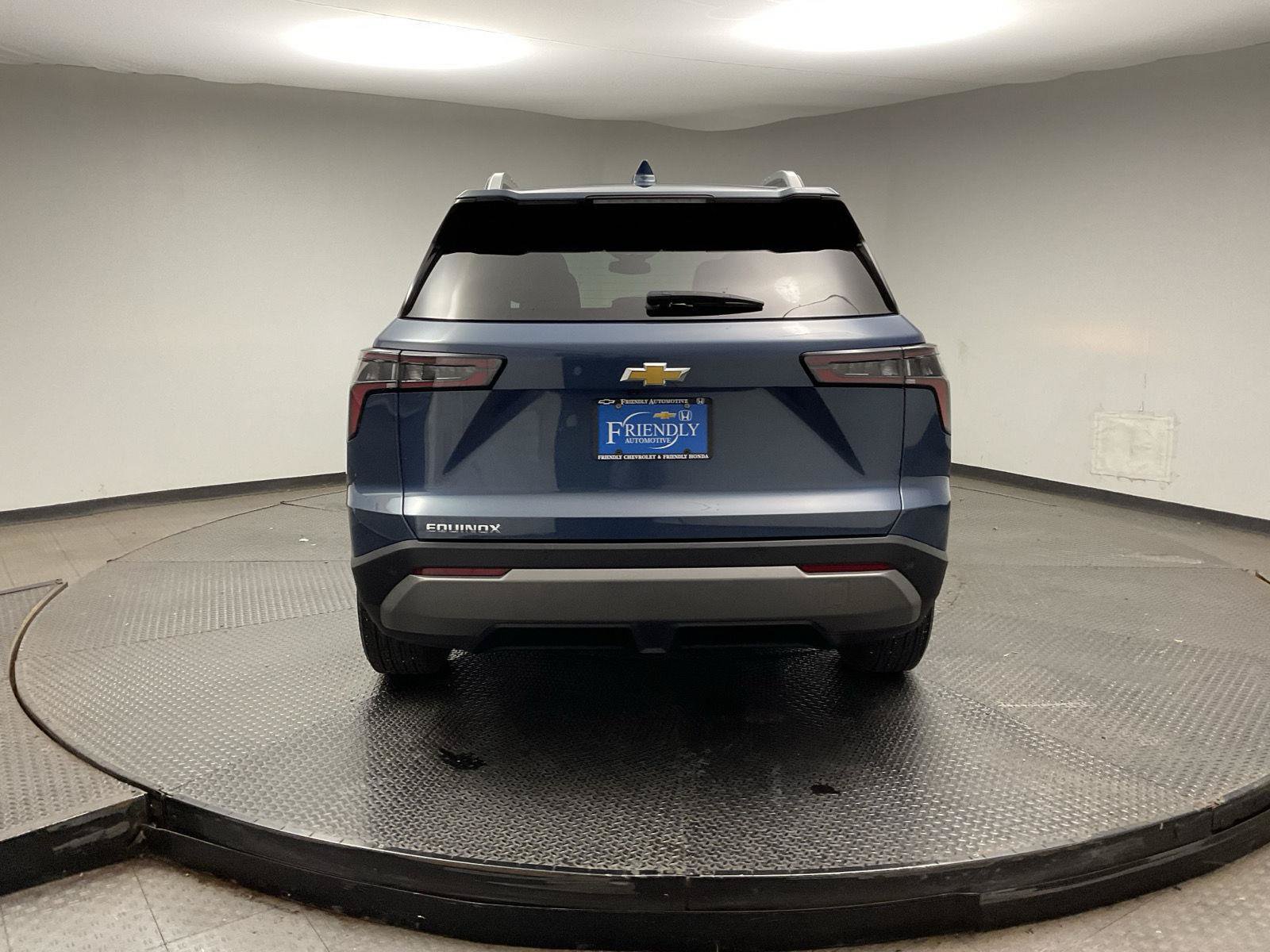 Certified 2025 Chevrolet Equinox LT w/ LPO, Floor Liner Package FWD image 6