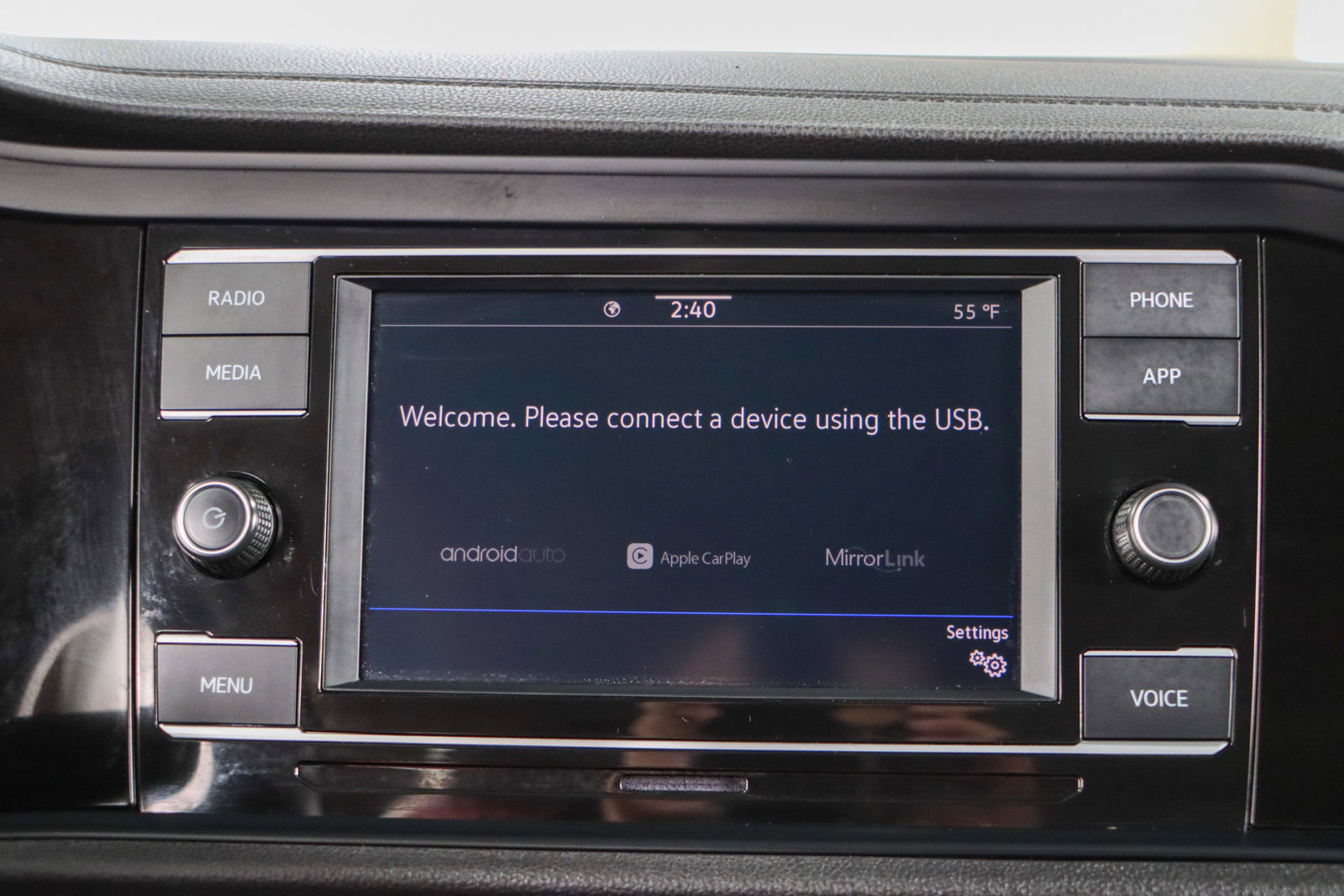 Used 2024 Volkswagen Jetta SE image 19