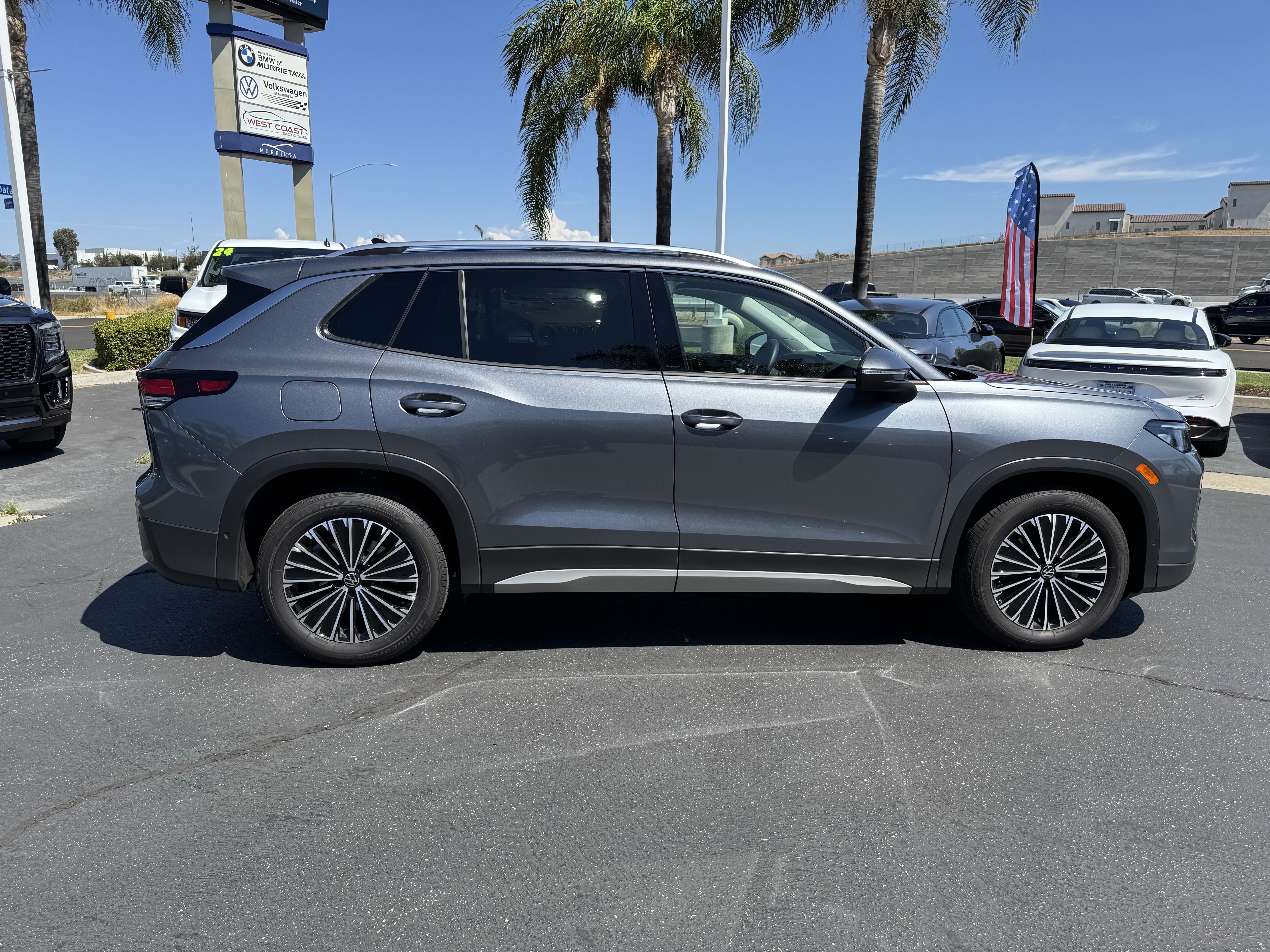 Used 2026 Volkswagen Tiguan S FWD image 10