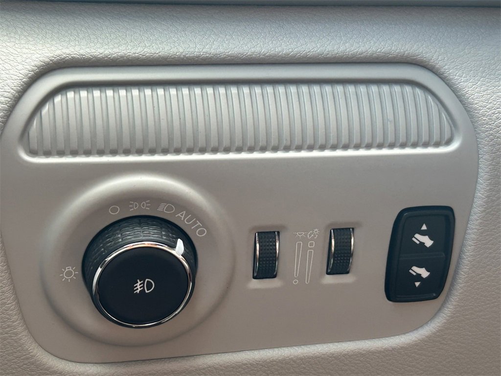 Used 2024 Jeep Wagoneer Series II w/ Flexible Seating Group image 22