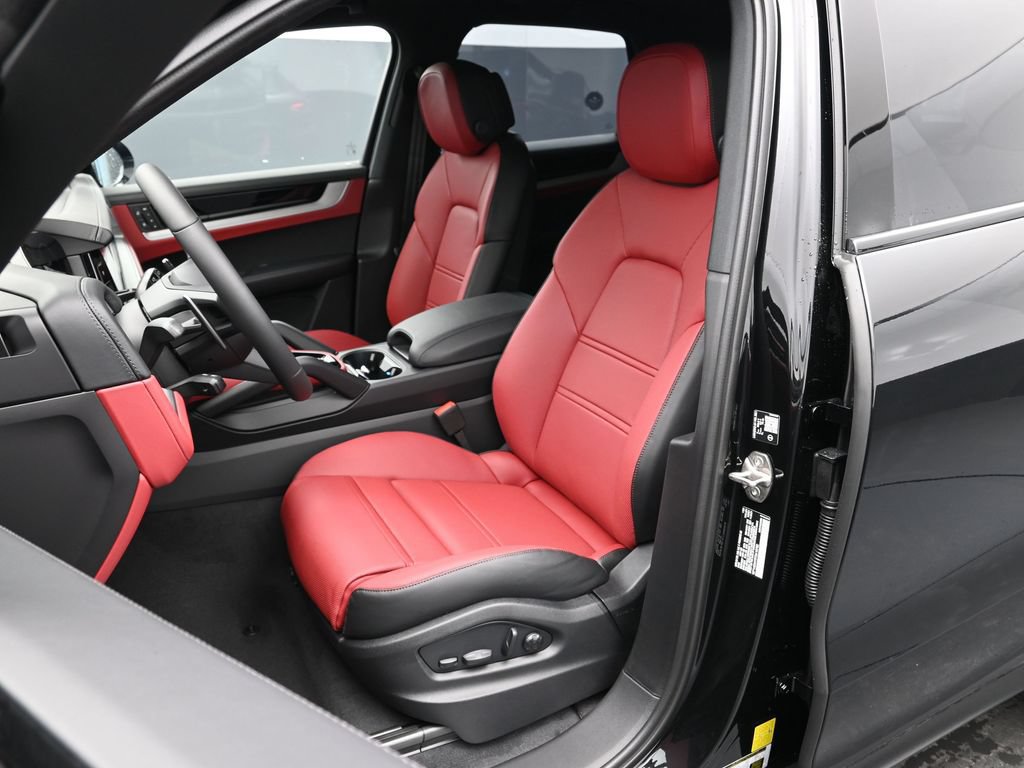 New 2026 Porsche Cayenne E-Hybrid AWD/4WD image 5