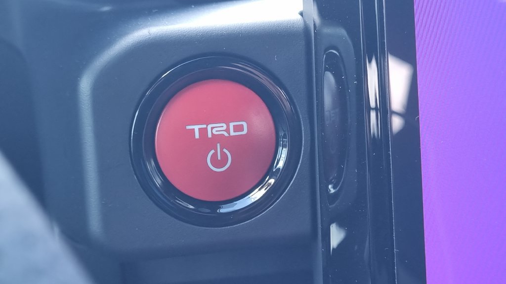 Used 2025 Toyota Tacoma TRD Off-Road AWD/4WD image 27