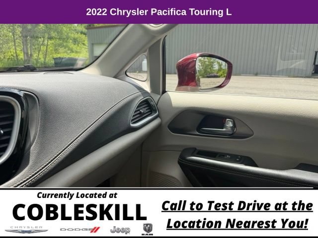 Used 2022 Chrysler Pacifica Touring-L AWD/4WD image 23