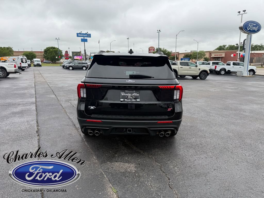 Used 2025 Ford Explorer ST w/ Sun And Sound Package AWD/4WD image 3