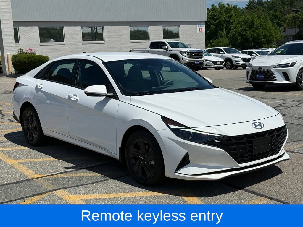 Used 2023 Hyundai Elantra SEL FWD image 8