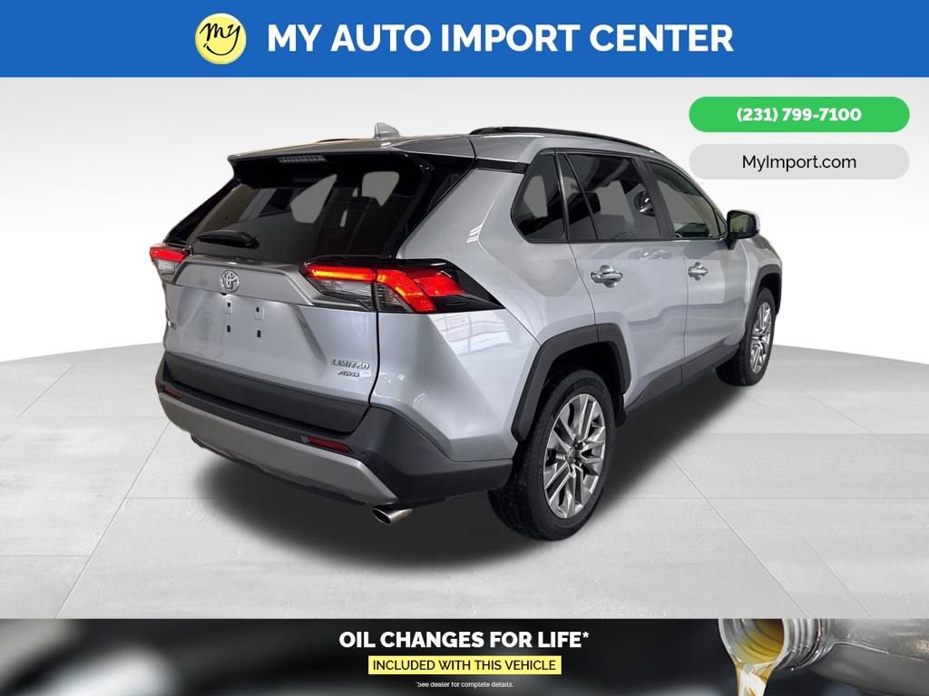 Used 2024 Toyota RAV4 Limited w/ Advanced Technology Package image 7