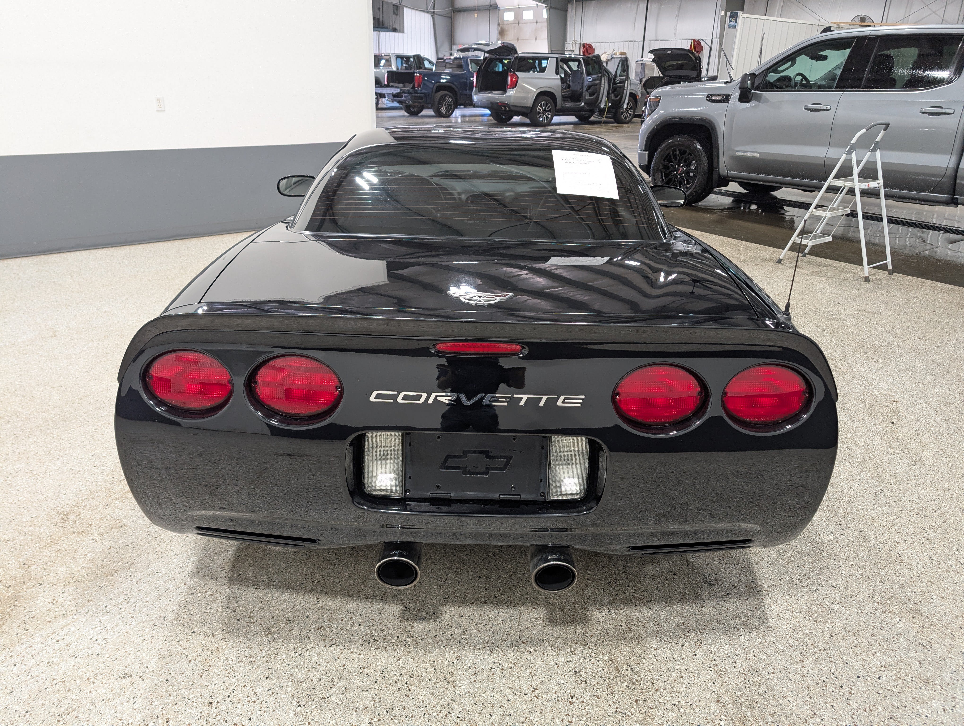 Used 2003 Chevrolet Corvette Z06 w/ Memory Package, 3 Drivers RWD image 4