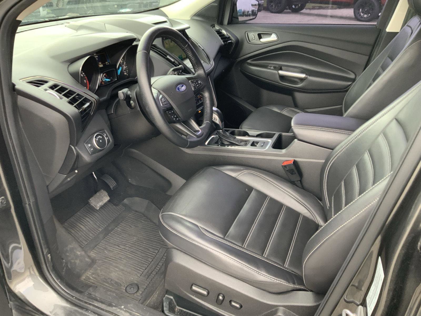 Used 2018 Ford Escape SEL image 27