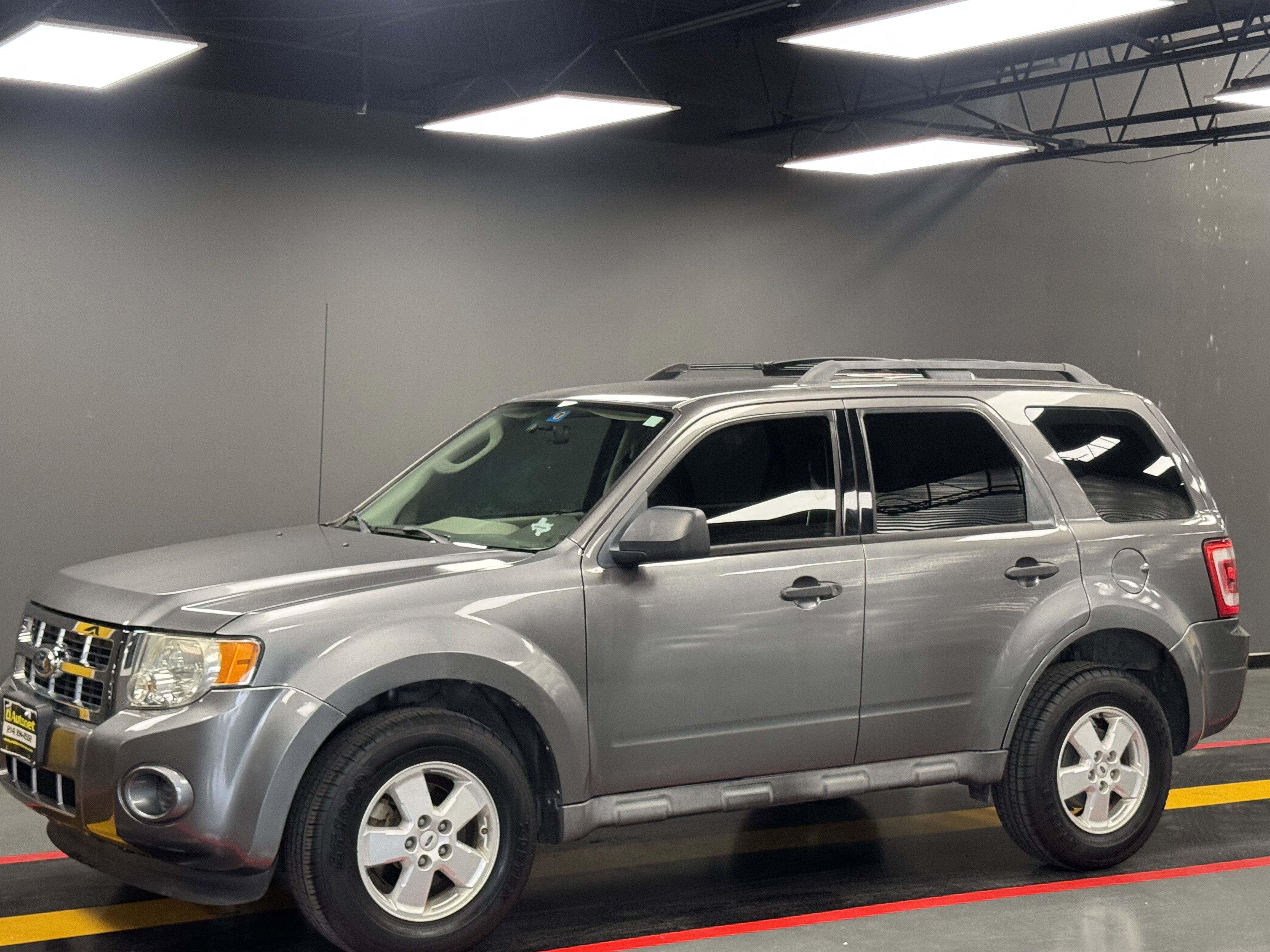 Used 2012 Ford Escape XLS FWD image 1