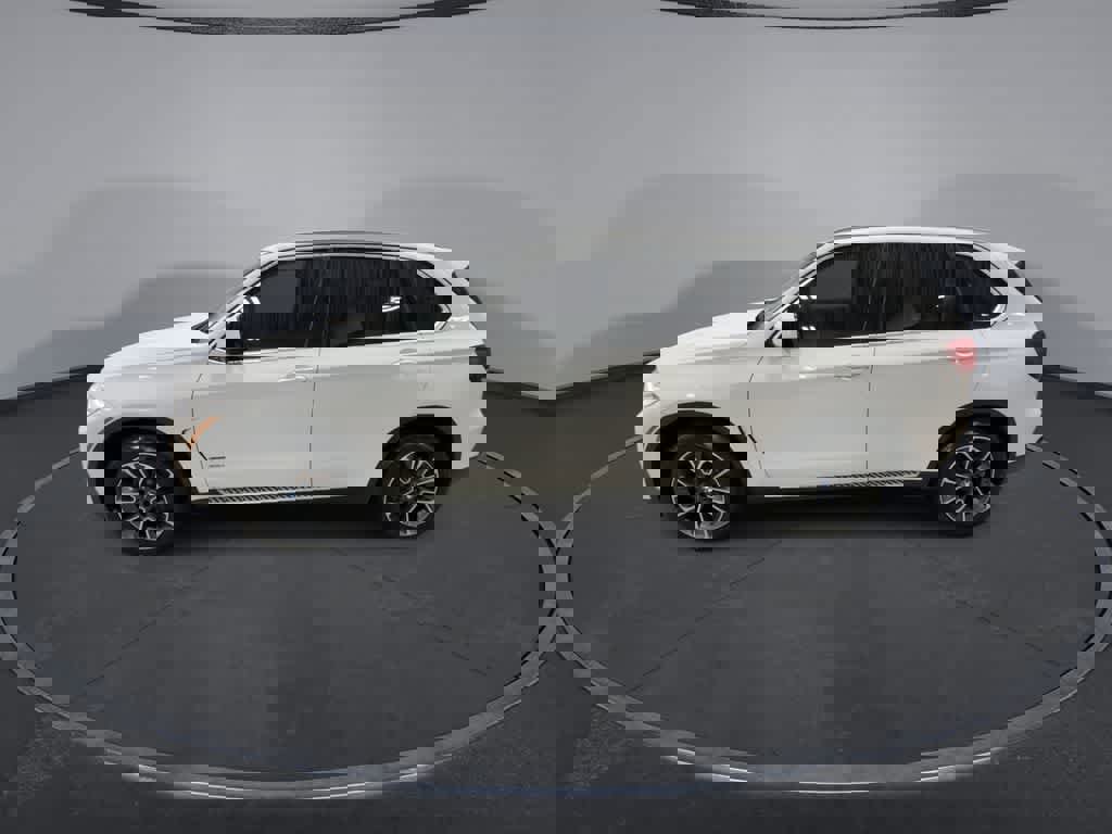 Used 2018 BMW X5 xDrive35i image 5