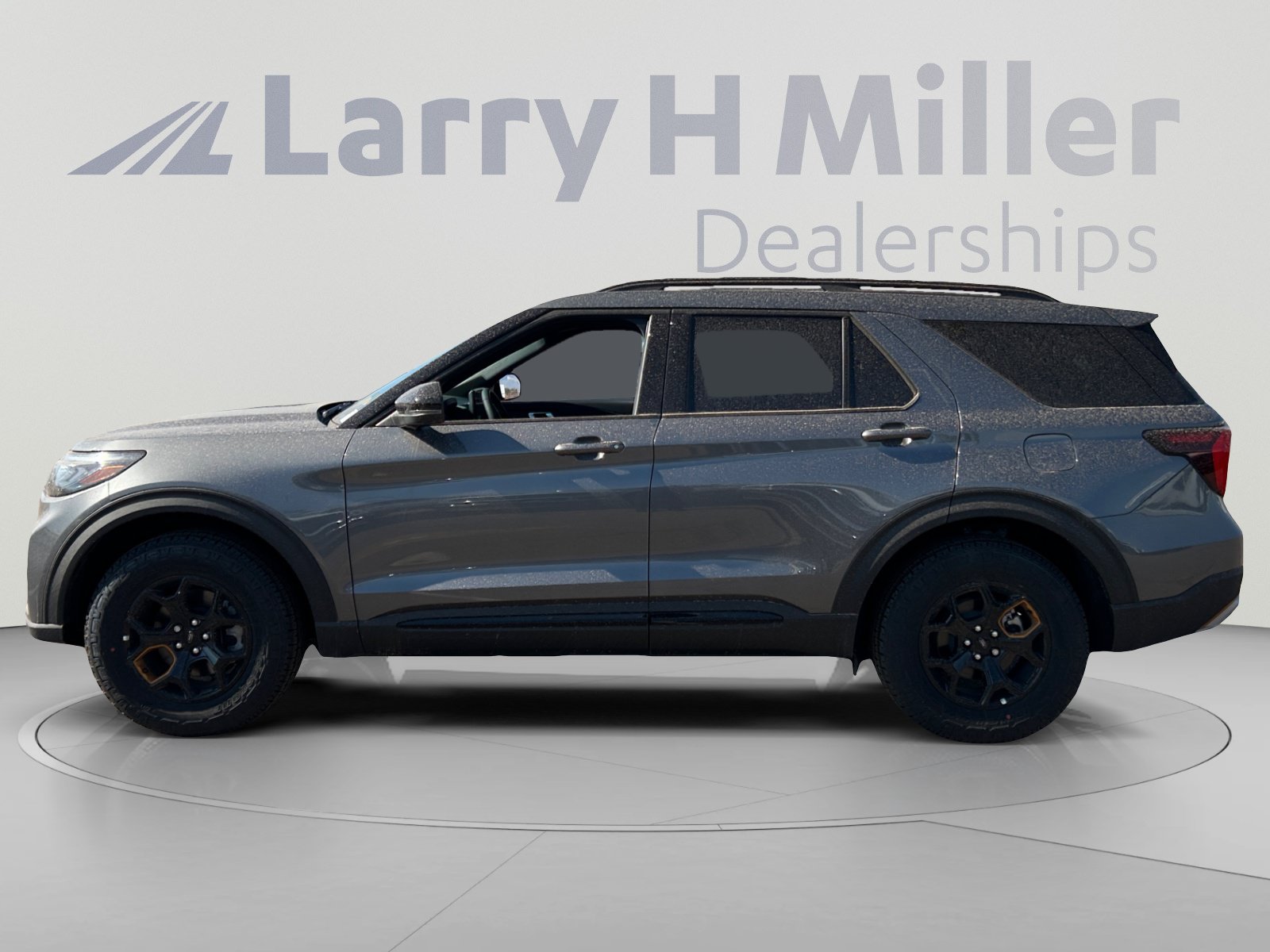 New 2026 Ford Explorer Tremor w/ Tremor Ultimate Package AWD/4WD image 2