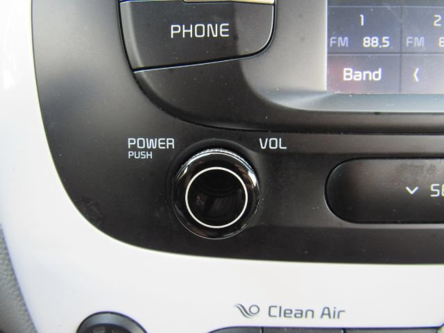 Used 2017 Kia Soul EV-e FWD image 43