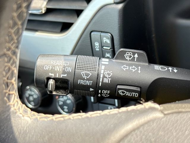 Certified 2016 GMC Yukon XL SLT w/ Open Road Package image 23