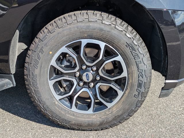 Certified 2024 Ford Expedition Max XLT RWD image 11