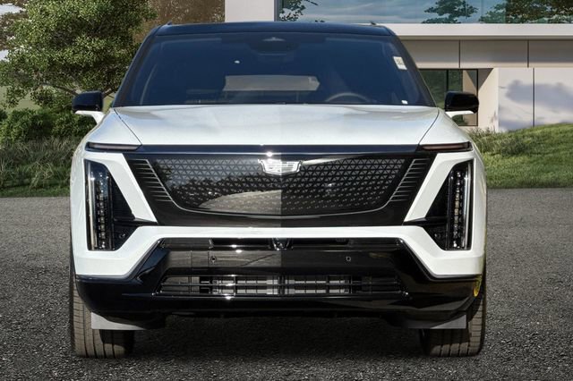 New 2026 Cadillac Vistiq Sport w/ LPO, Floor Liner Package image 9