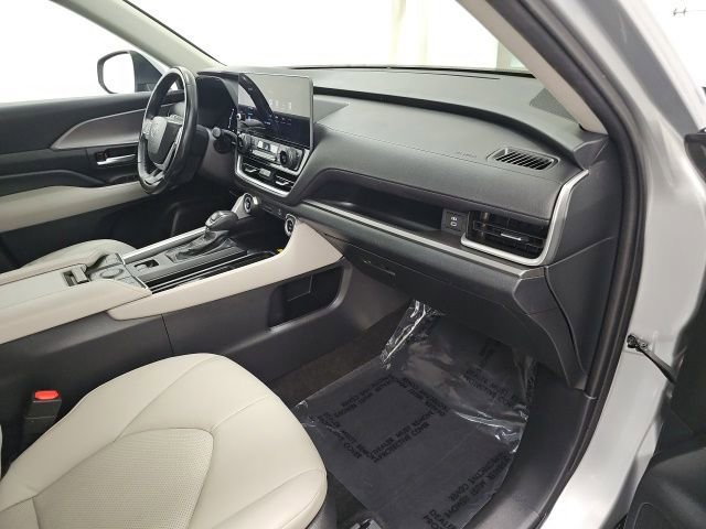 Certified 2024 Toyota Grand Highlander XLE image 39