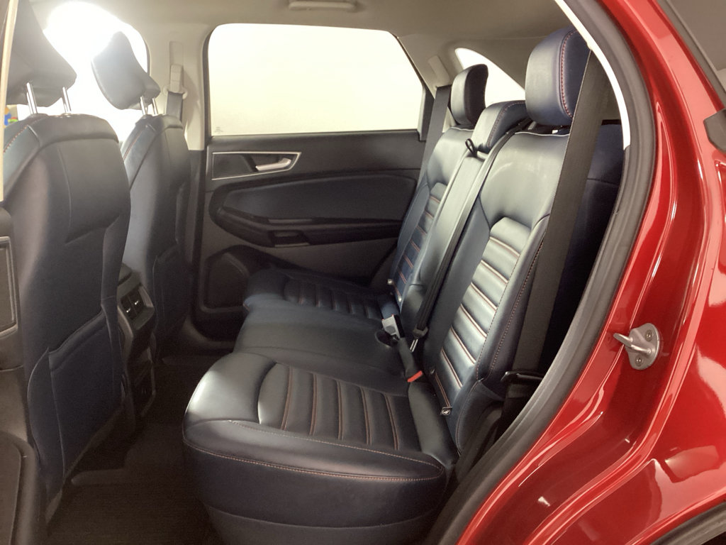 Used 2024 Ford Edge SEL w/ Sport Appearance Package AWD/4WD image 13