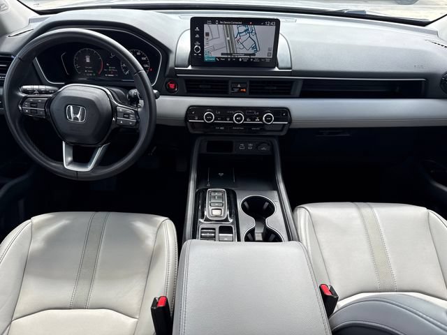 Used 2025 Honda Pilot Touring image 22