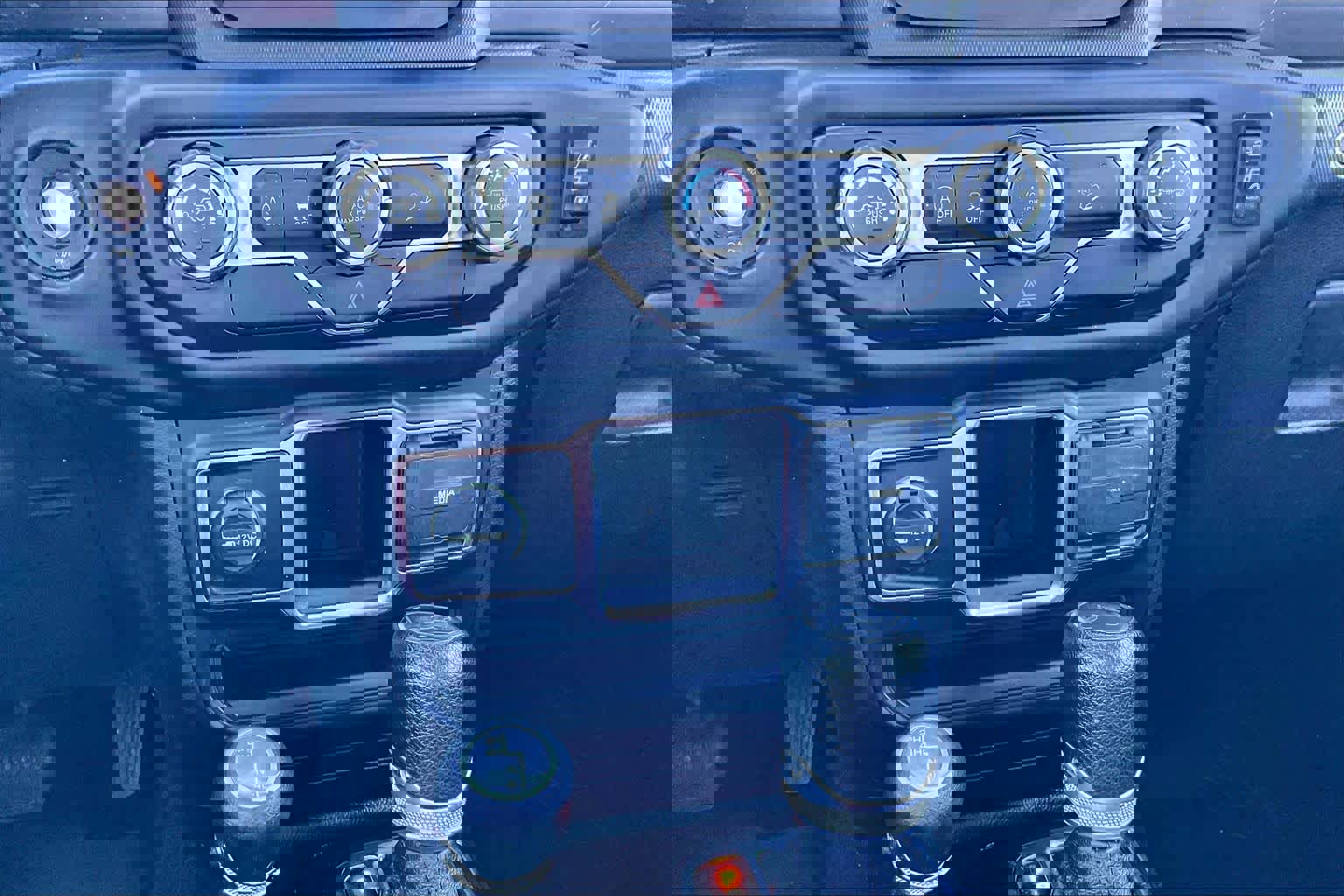 Used 2020 Jeep Wrangler Unlimited Sport image 35