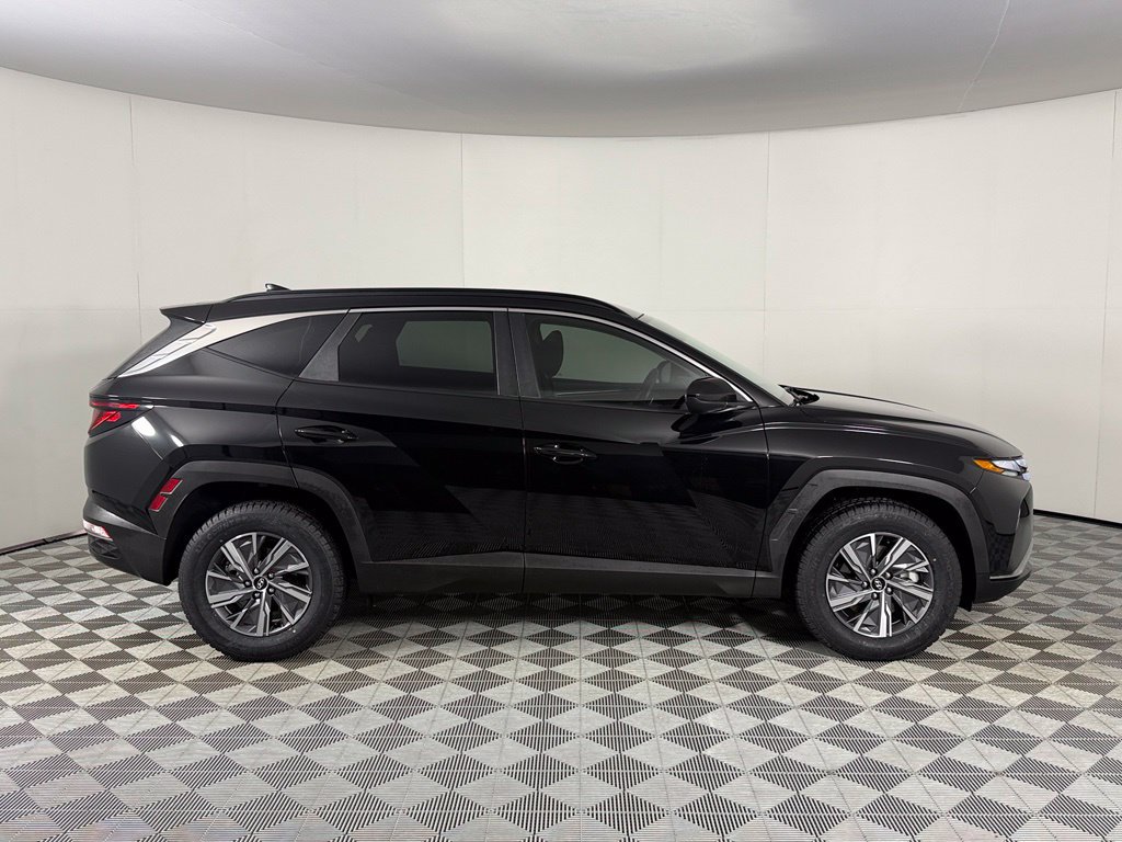 Used 2024 Hyundai Tucson Blue AWD/4WD image 4