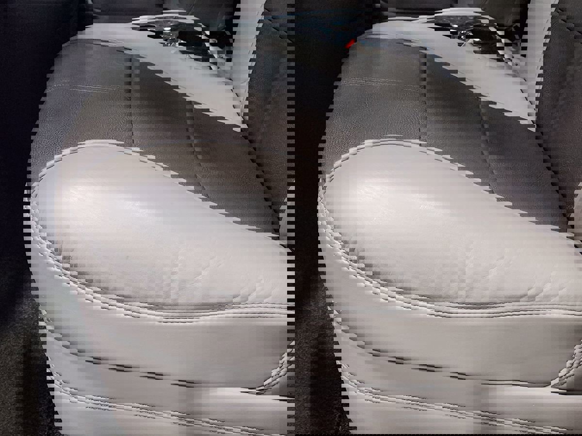 Used 2015 Chevrolet Express 2500 image 45