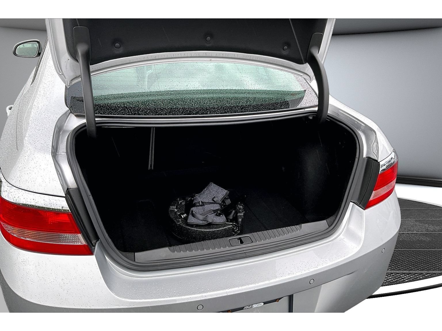 Used 2012 Buick Verano Convenience FWD image 35
