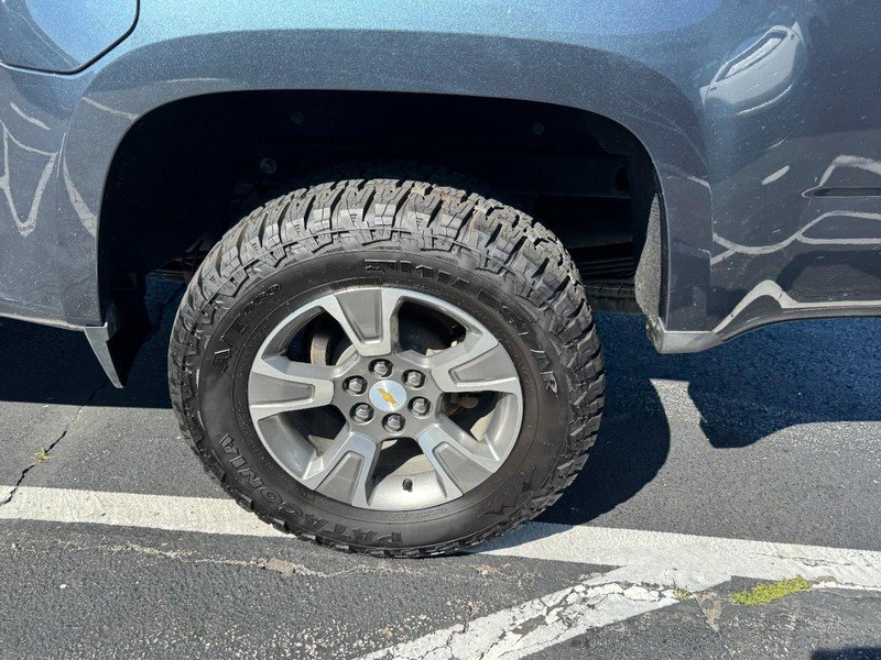Used 2019 Chevrolet Colorado Z71 AWD/4WD image 6