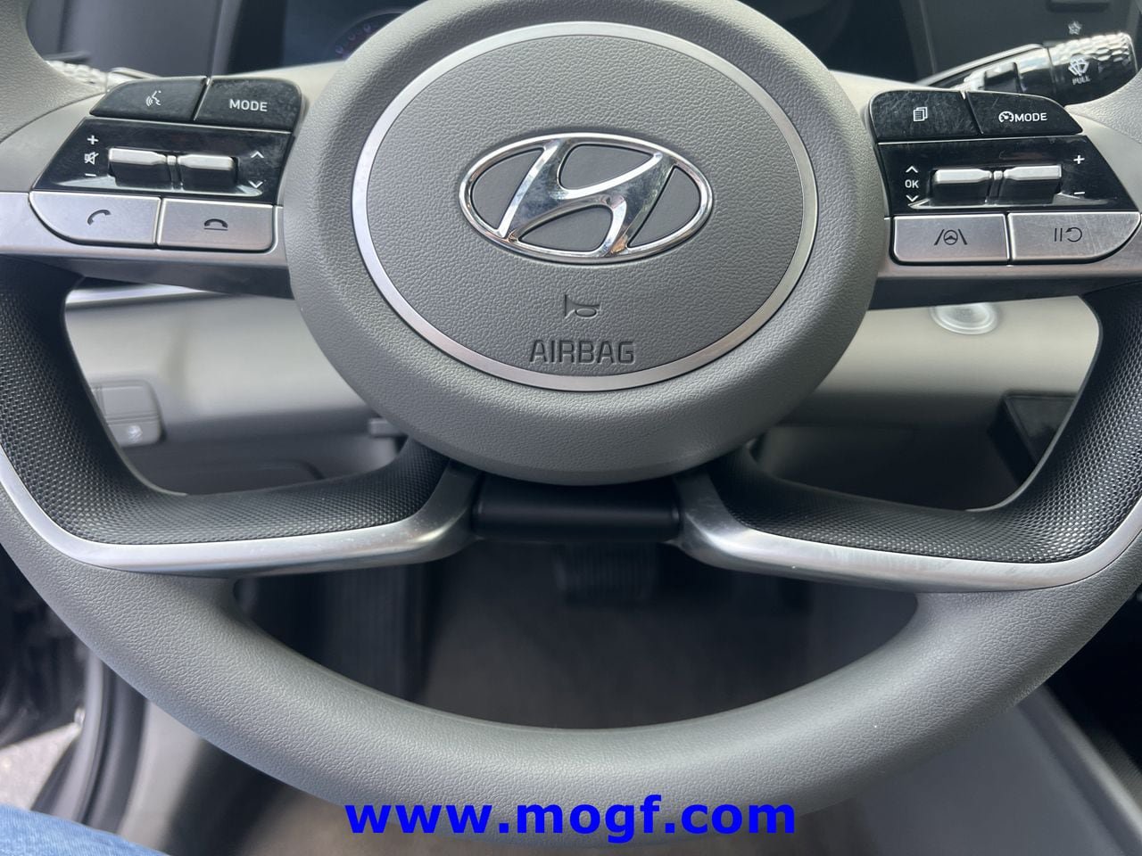 Used 2022 Hyundai Elantra SEL FWD image 12