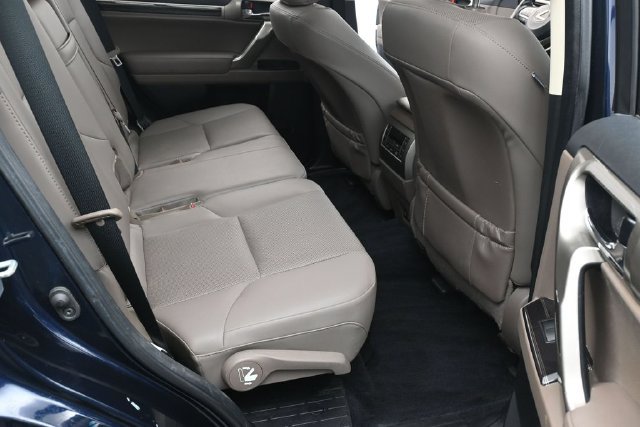 Used 2020 Lexus GX 460 Premium w/ Premium Package AWD/4WD image 33