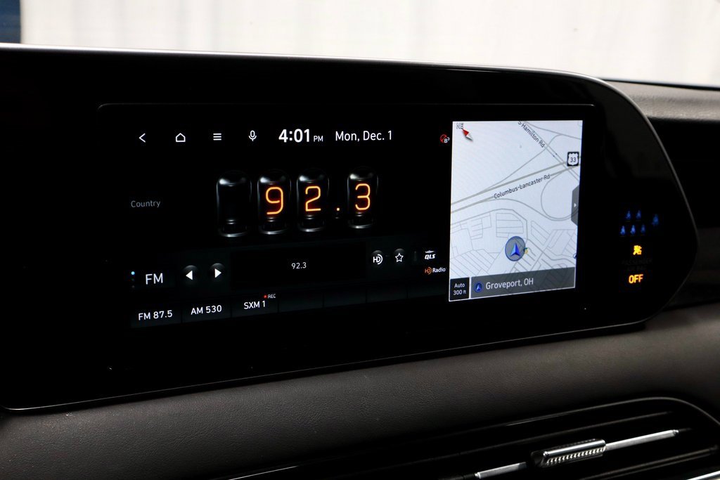 Used 2022 Hyundai Palisade Limited image 3